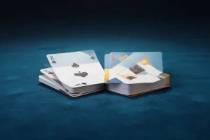 Ảnh minh hoạ chồng bài úp cho mục tổng quan game bài HELLO88